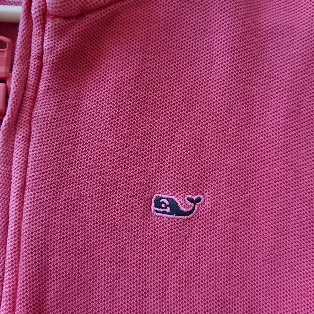 Vineyard Vines this stylish
